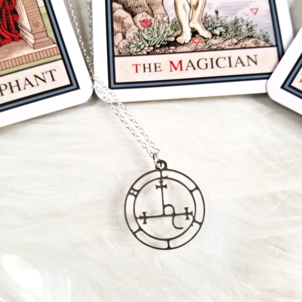 Silver Lilith Goetia Seal Necklace - Magick Occult - Picture 2 of 10
